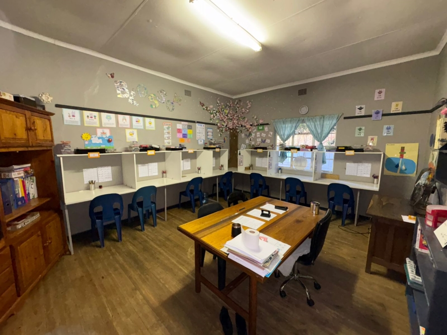 5 Bedroom Property for Sale in Bodorp North West